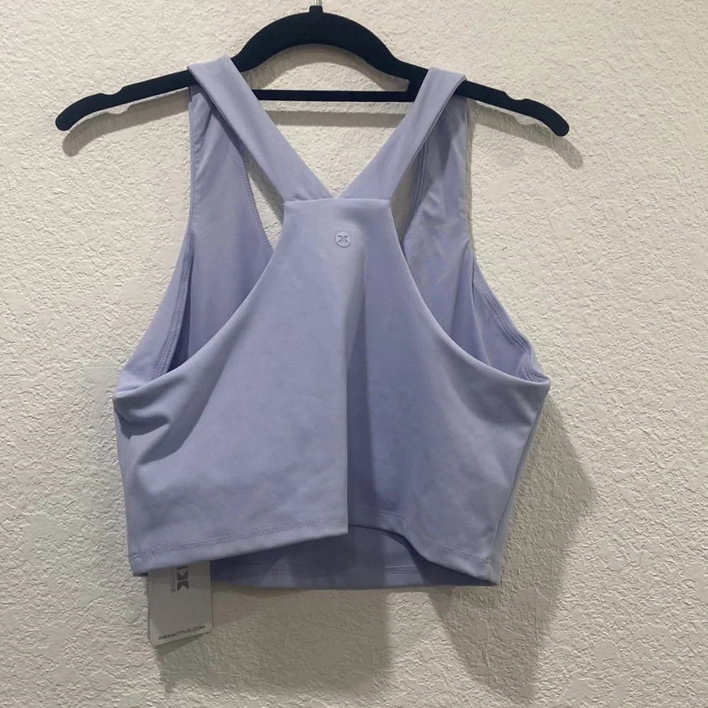 Workout top - Picture 3 of 3